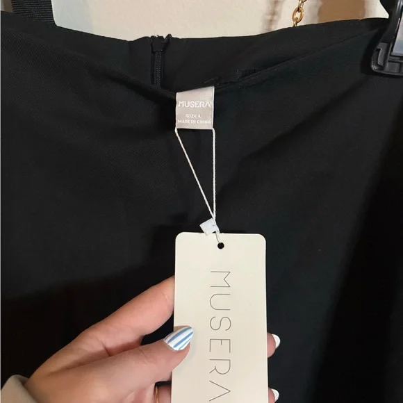 NWT Classic Black Mini Skirt - Picture 5 of 5